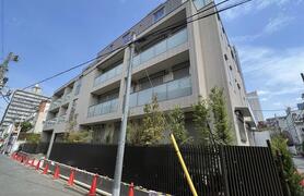 Due West Azabu House