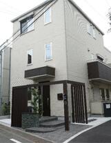 フュチュールモンレーヴ