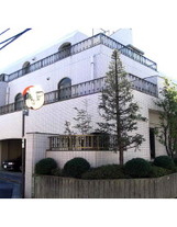 ロイヤルクレスト