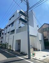 ルネスクラカタ