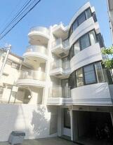 J・HANK HOMES